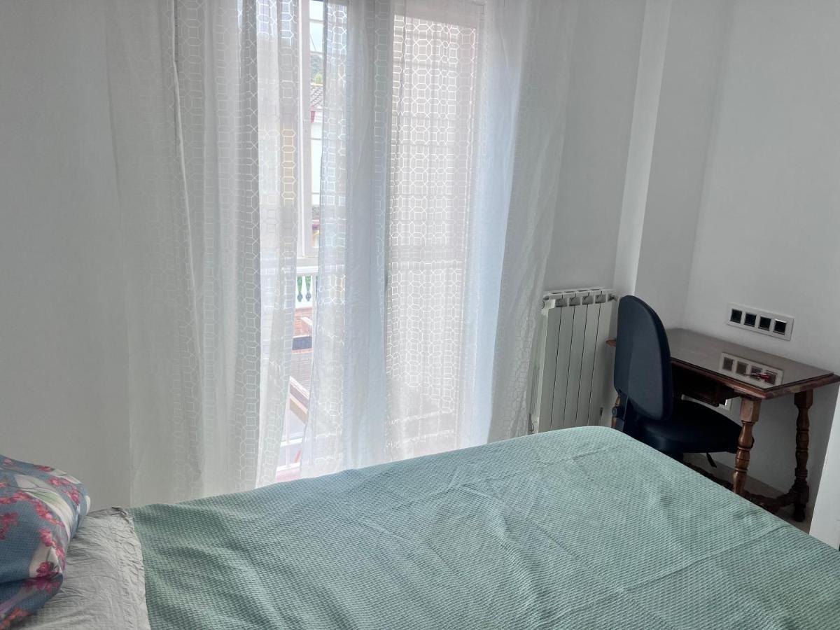 Casa Ideal Familias Y Grupos Con Balcones Exterior Soleada Patios Cerca Alhambra, Sierra Nevada, Rio Genil, Lancha Del Genil, Parque Llano Y Reloj Del Sol Con Barbacoas, Campo De Futbol, Circuito Gimnasia Daire Granada Dış mekan fotoğraf