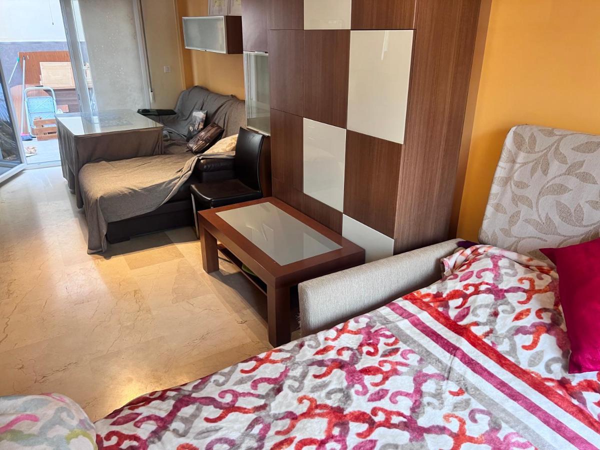 Casa Ideal Familias Y Grupos Con Balcones Exterior Soleada Patios Cerca Alhambra, Sierra Nevada, Rio Genil, Lancha Del Genil, Parque Llano Y Reloj Del Sol Con Barbacoas, Campo De Futbol, Circuito Gimnasia Daire Granada Dış mekan fotoğraf
