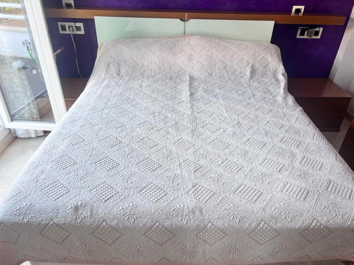 Casa Ideal Familias Y Grupos Con Balcones Exterior Soleada Patios Cerca Alhambra, Sierra Nevada, Rio Genil, Lancha Del Genil, Parque Llano Y Reloj Del Sol Con Barbacoas, Campo De Futbol, Circuito Gimnasia Daire Granada Dış mekan fotoğraf