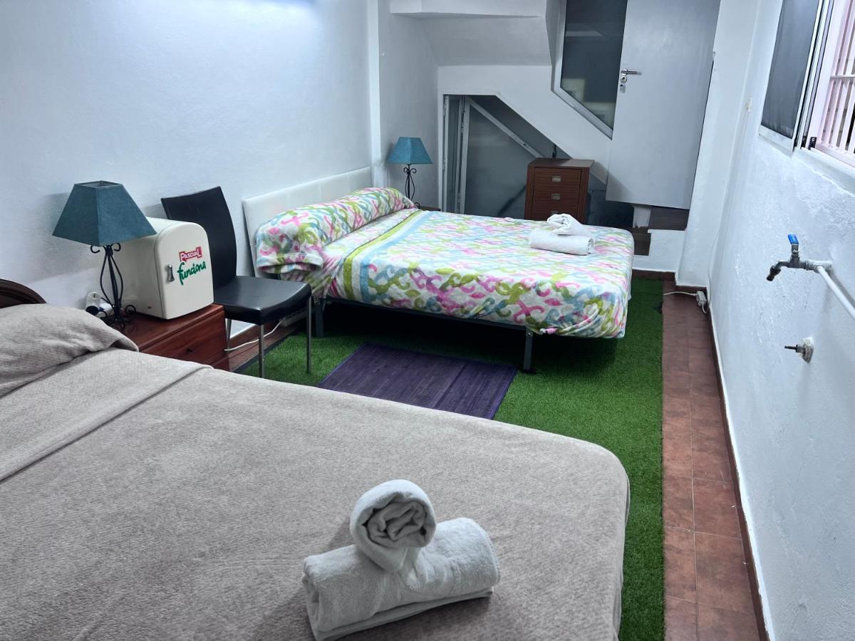 Casa Ideal Familias Y Grupos Con Balcones Exterior Soleada Patios Cerca Alhambra, Sierra Nevada, Rio Genil, Lancha Del Genil, Parque Llano Y Reloj Del Sol Con Barbacoas, Campo De Futbol, Circuito Gimnasia Daire Granada Dış mekan fotoğraf